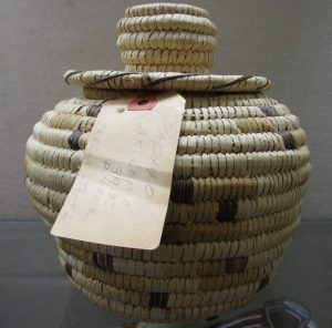 Tohono O'odham (Papago) lidded basket