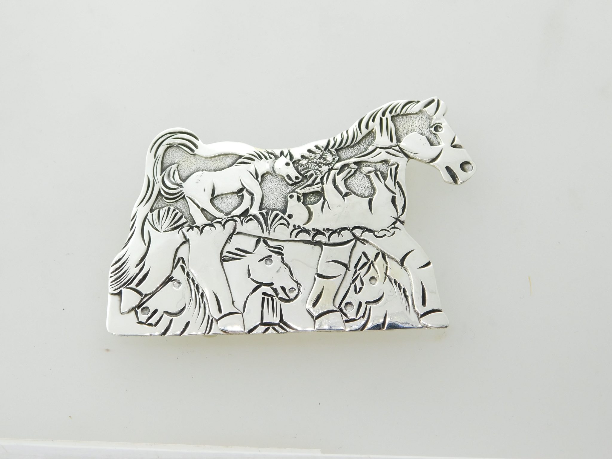 LLOYD BECENTI NAVAJO Sterling Silver Rolling Horse Belt Buckle