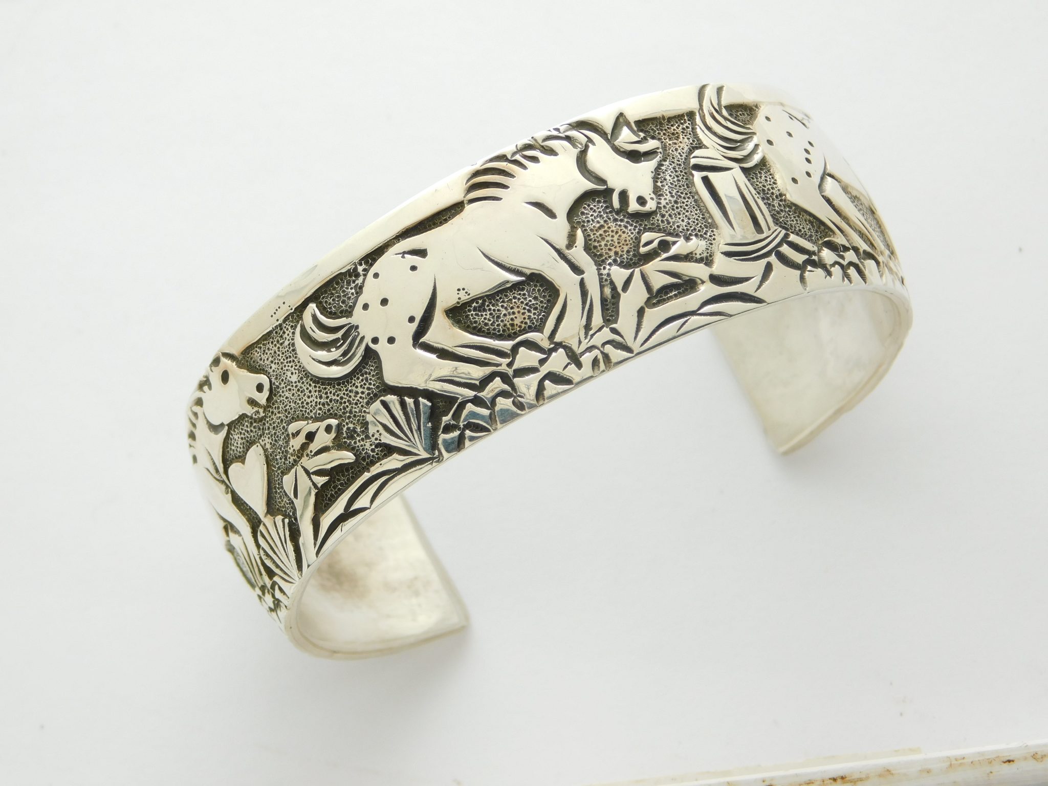 😢 SOLD - LLOYD BECENTI Navajo Sterling Silver Horse Bracelet