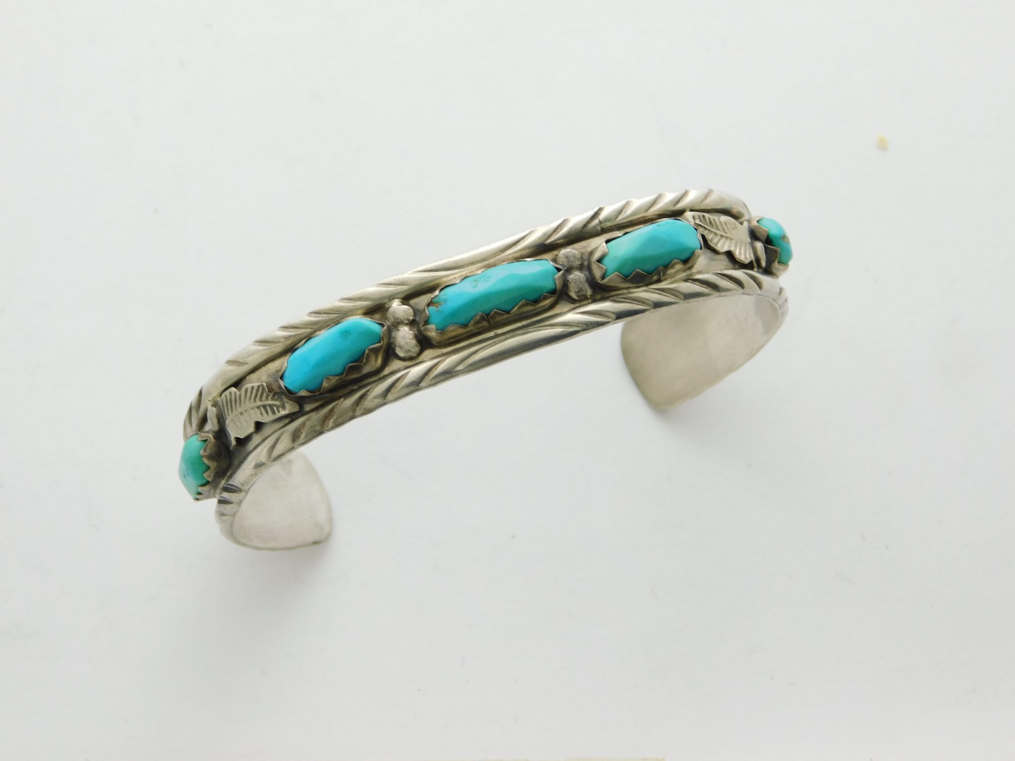 MARVELYN CHEAMA Zuni Kingman Turquoise and Sterling Silver Bracelet Size  6-3/4