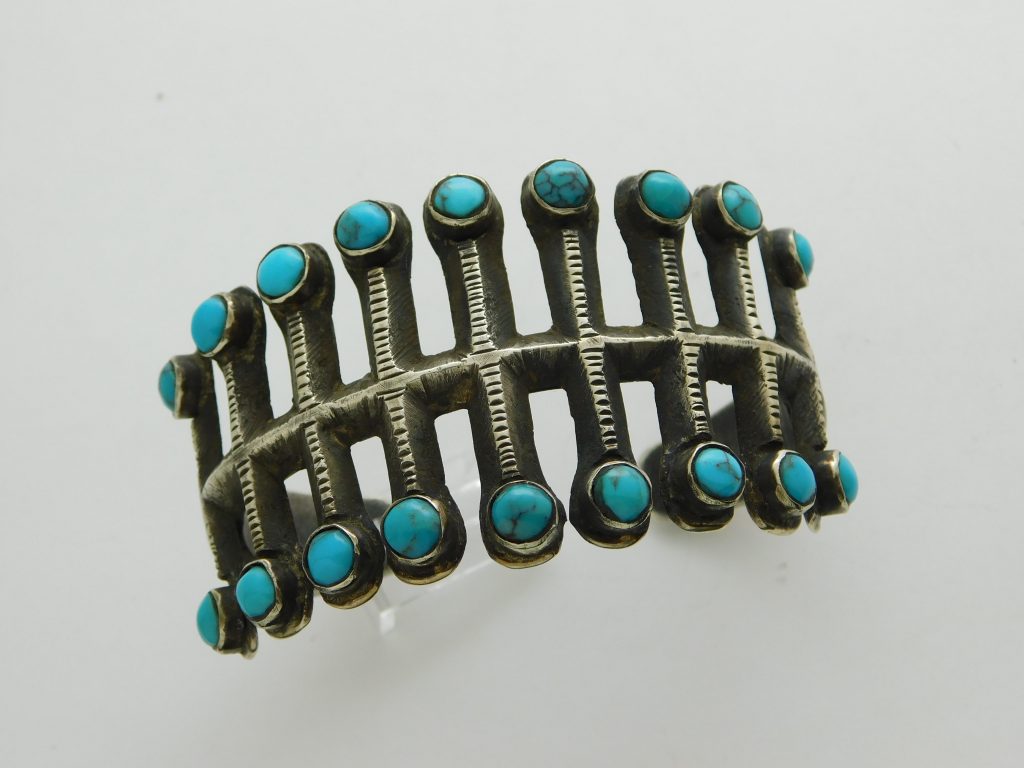 1 Inch Wide Rhinestones Casting Bracelet - DDFLimport.com (Wholesale  Fashion Jewelry)
