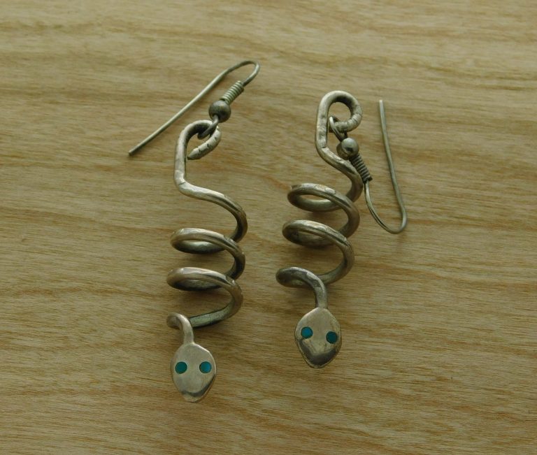 Effie Calavaza Snake Earrings