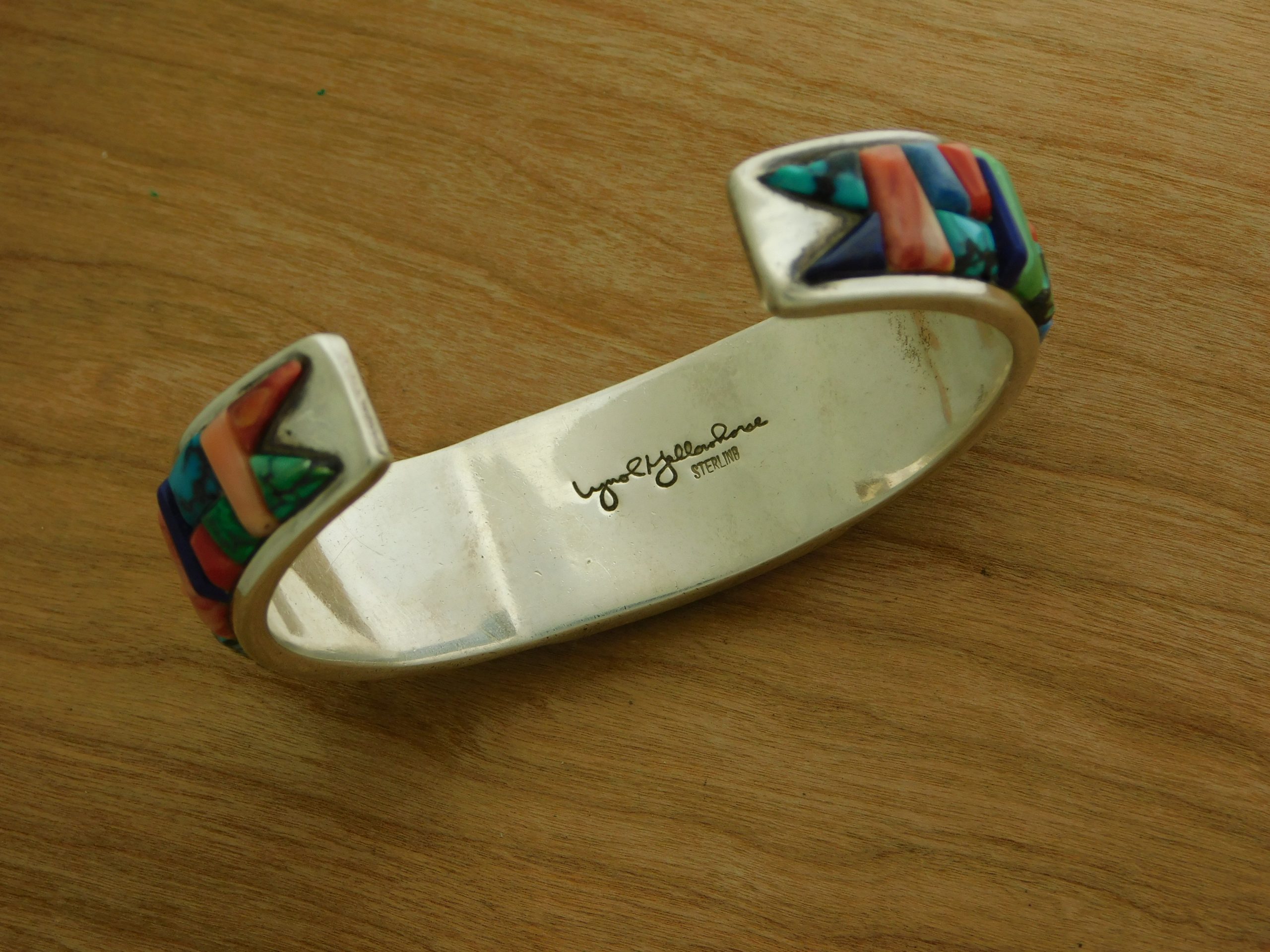 LYNOL YELLOWHORSE Navajo Hallmark