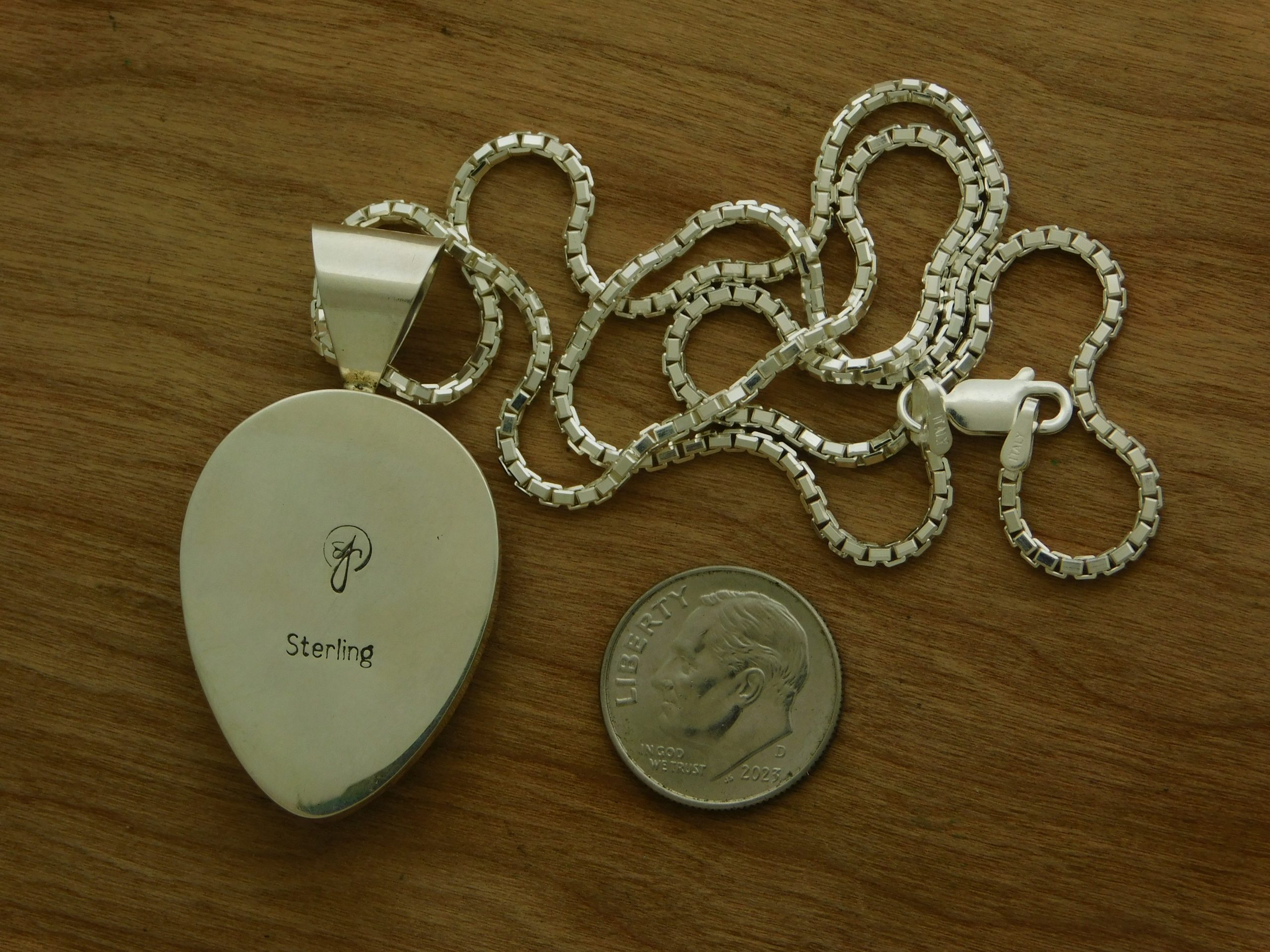 Rear Royston Turquoise Stripe Pendant