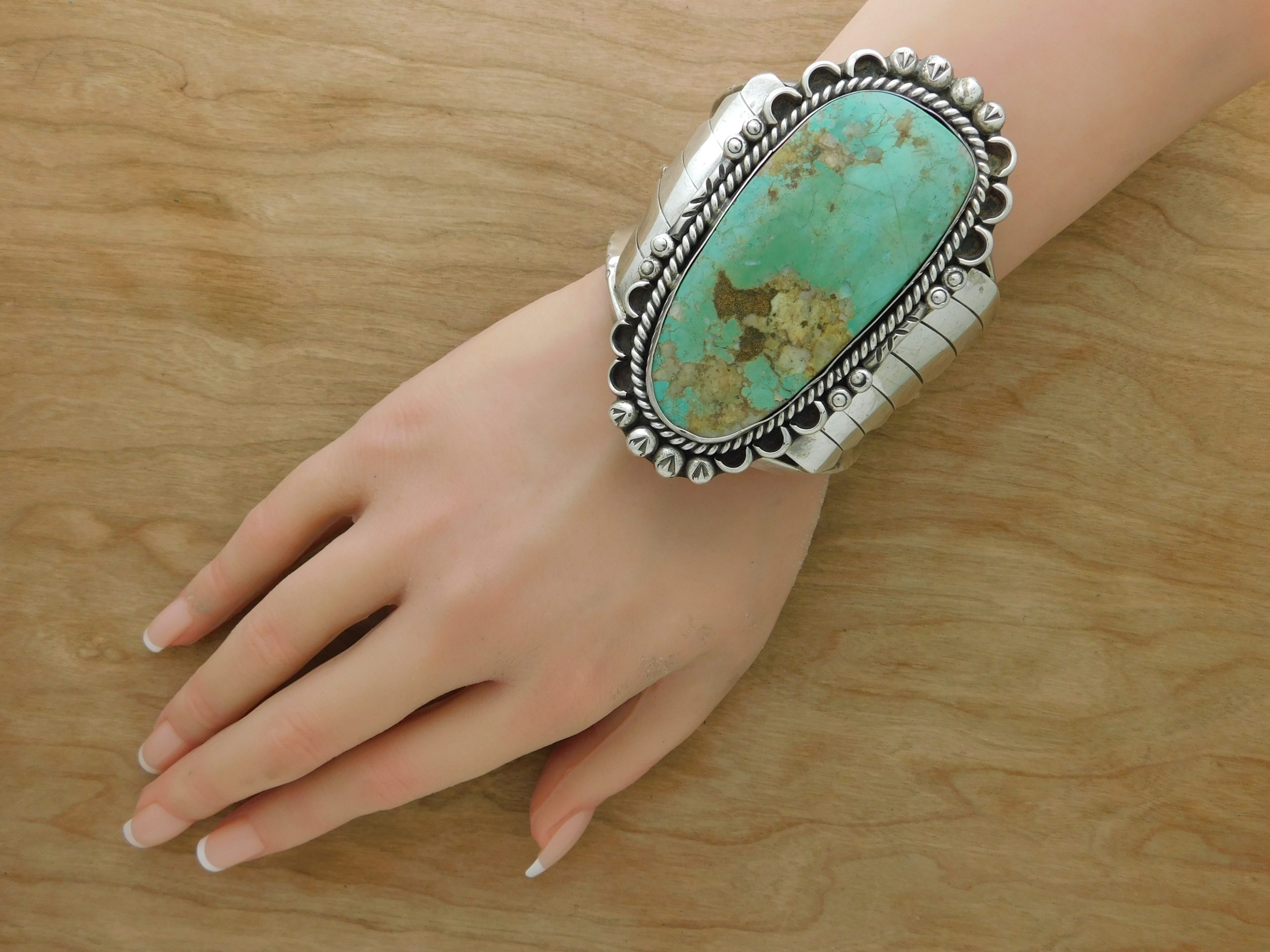 Chester Guerro Navajo Cuff