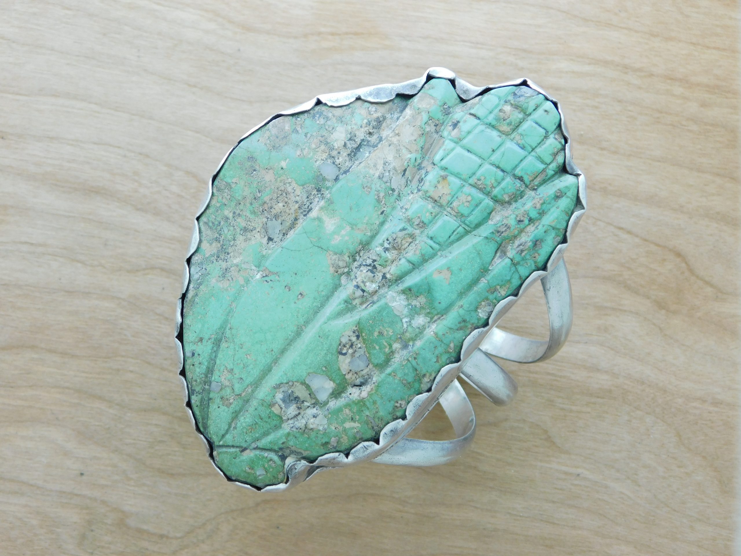 Leekya Deyuse Zuni attrib. Cuff
